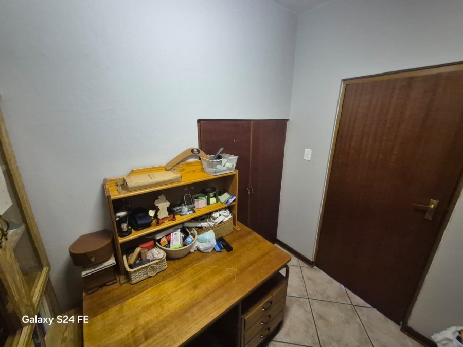 5 Bedroom Property for Sale in Cashan North West
